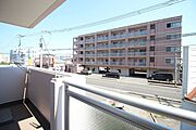 日当たりを邪魔する建物はありません