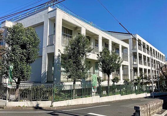 大田区立貝塚中...
