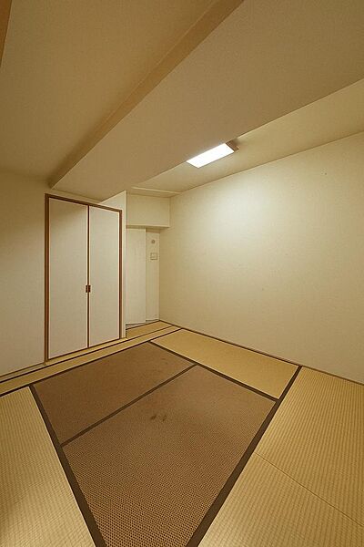 aieアクロスシティ