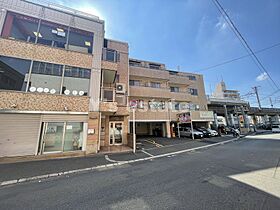 Celeb鴻池  ｜ 大阪府東大阪市西鴻池町1丁目1-35（賃貸マンション1K・3階・28.80㎡） その1