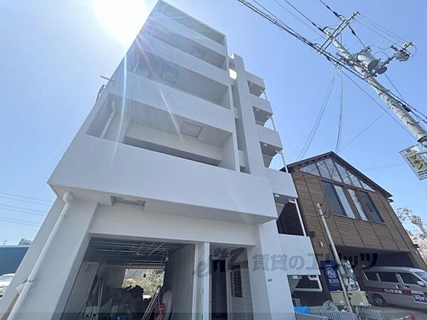 大阪府枚方市長尾家具町１丁目(賃貸マンション1K・3階・25.69㎡)の写真 その1