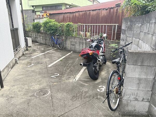 画像9:バイク用駐輪場