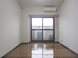 マンション万葉I 103 1階1Kのリビング/ダイニング