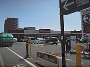 デイリーカナートイズミヤ　新大宮店まで350メートル