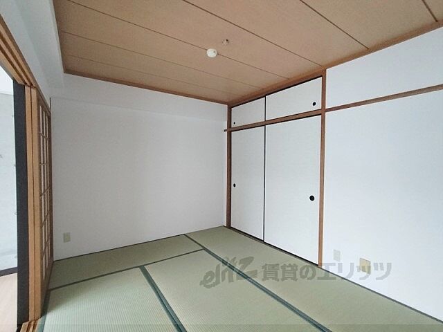 寝室