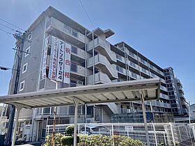 アートプラザ124  ｜ 滋賀県草津市野路東4丁目（賃貸マンション1K・6階・26.94㎡） その1