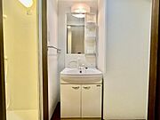 ※同建物の別のお部屋の写真です。
