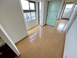 ラウル甲子園口 2階1DKのリビング/ダイニング