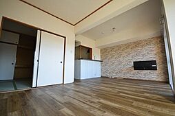 JR京浜東北・根岸線 川口駅 徒歩16分の賃貸マンション 2階2LDKのリビング/ダイニング