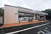セブンイレブン大宮春岡店 623m