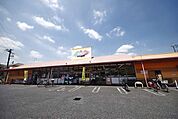旬鮮食品館カズン草加店 835m