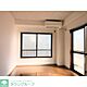 リビング...