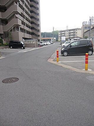 前面道路含む現...