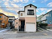【外観】東側からの外観の様子です。