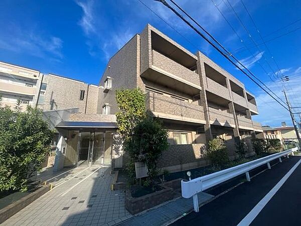 グランドシャリオ ｜兵庫県明石市沢野南町１丁目(賃貸マンション3LDK・2階・61.50㎡)の写真 その1