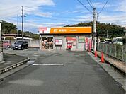 上熊本郵便局(郵便局)まで220m
