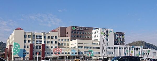 画像23:【総合病院】四国こどもとおとなの医療センターまで769ｍ