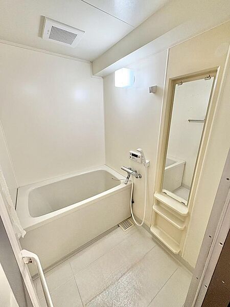 浴室を拡大表示