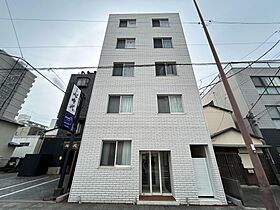 ファウンテンヒルズ新宿町 203 ｜ 静岡県沼津市新宿町17-13（賃貸マンション1LDK・2階・28.79㎡） その1