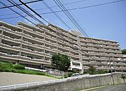 オートロック付きマンションだから共働きでも安心。
