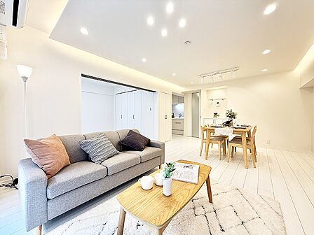 ■心落ち着く場所、ゆったり過ごせるリビング