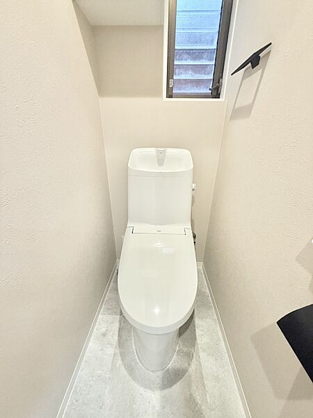 トイレを拡大表示
