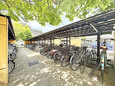 ■日々の移動に便利な駐輪スペースがしっかり確保されています