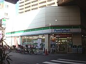 ファミリーマート 布施足代北店（414m）
