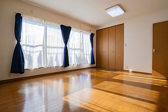 寝室 和歌山市向