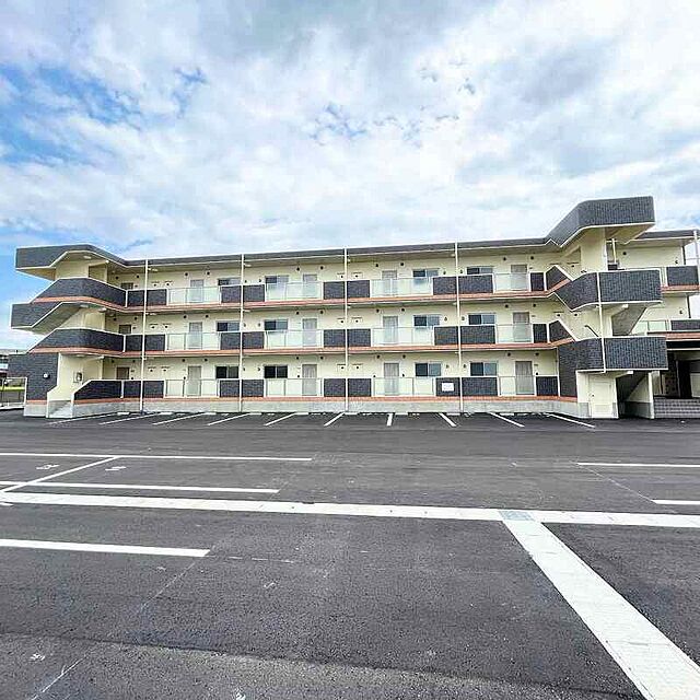 4 / 5