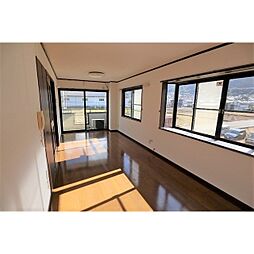 湖南ハウス 2階4LDKのリビング/ダイニング