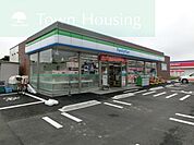 ファミリーマート船橋二和東店 徒歩21分。コンビニ 1640m
