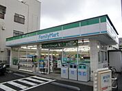 ファミリーマートエミオン東京ベイ店 695m