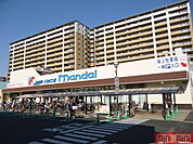 万代鶴見店 706m