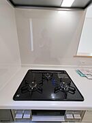 ３口コンロでお料理もはかどります。