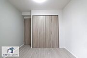 洋室（2）｜約5.1帖