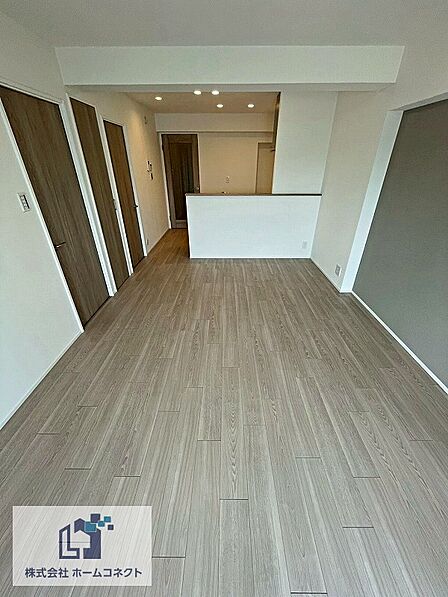 LDK(約14.0帖)|プライバシーを確保しやすい上層階のお部屋で、ゆったりくつろげます。