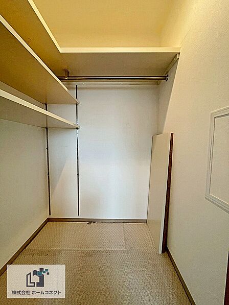 洋室2|ウォークインクローゼット付き