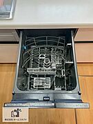 キッチン設備｜日々の家事の負担を軽減させる食器洗い乾燥機を搭載。