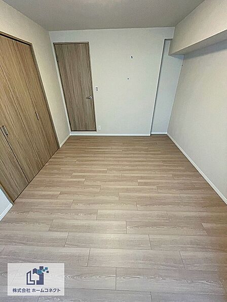 洋室（1）｜約8.6帖