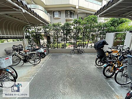 駐輪場・バイク置場