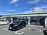 周辺：ファミリーマート 荒井町千鳥店 450m