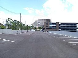 28 / 40
