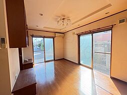 中曽司町戸建 1階5LDKのリビング/ダイニング