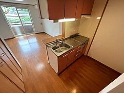 エコヒルズウエスト 1階ワンルームのリビング/ダイニング