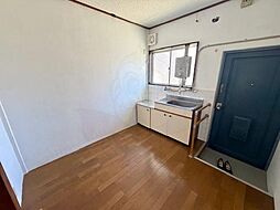 桐田マンション A 1階2Kのリビング/ダイニング