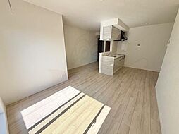 近鉄橿原線 八木西口駅 徒歩1分の賃貸アパート 3階2LDKのリビング/ダイニング