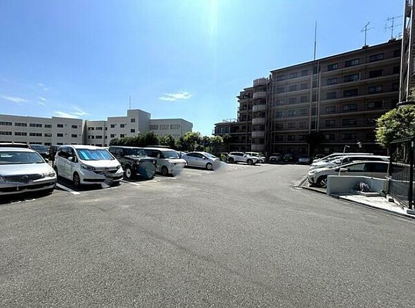 駐車場を拡大表示