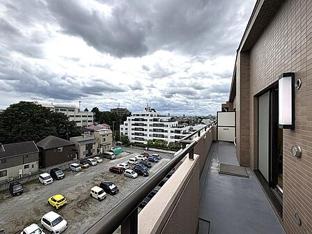 リノベーションマンション・新築建売住宅は仲介手数料無料か割引にてご購入頂けます。気になる物件お気軽にお問合せ下さい!