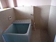 写真は同物件別部屋